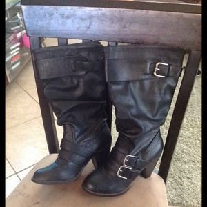 Target black boots size 7.5
