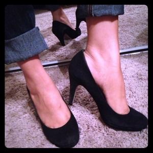 Black suede heels