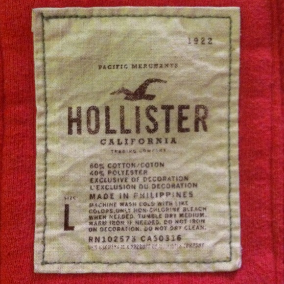 Red/Pink zip up Hollister hoodie! 💗 - Picture 3 of 3