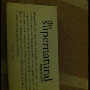 Philosophy Supernatural Lip Palette glosses BNWOT