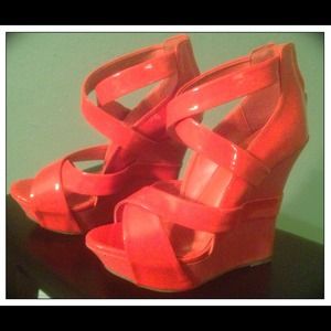Shoedazzle wedges