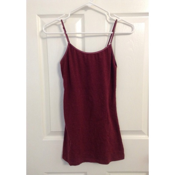 Burgundy spaghetti strapped tank top - Picture 1 of 1