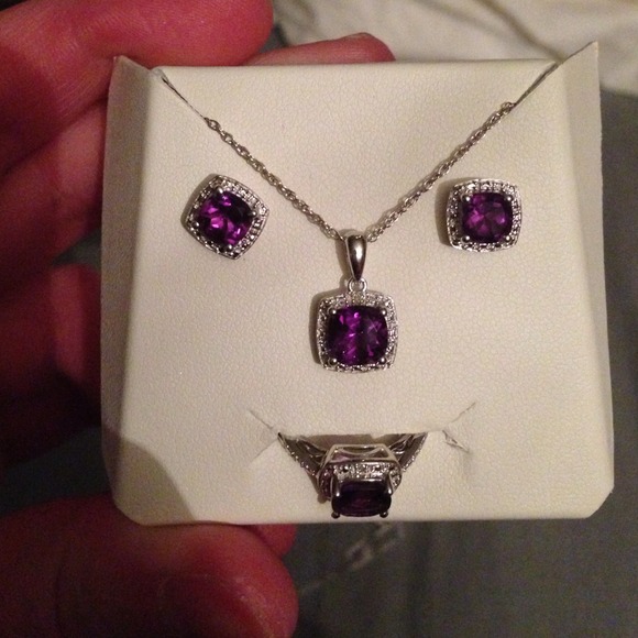 REDUCED REAL Purple gem and diamond Jewlery set