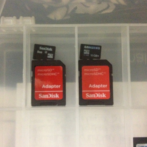 16 Gb sd card also with a 8 Gb sd card