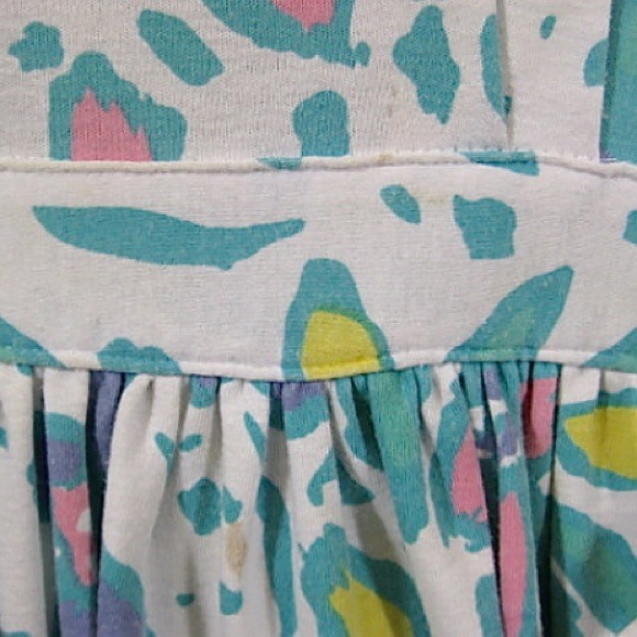 🚫SOLD on etsy🚫vintage open back wrap dress - Picture 3 of 3