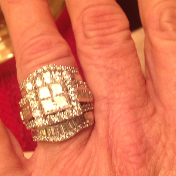 SOLD ✔️✔️✔️✔️✔️✔️✔️✔️ - Picture 4 of 4