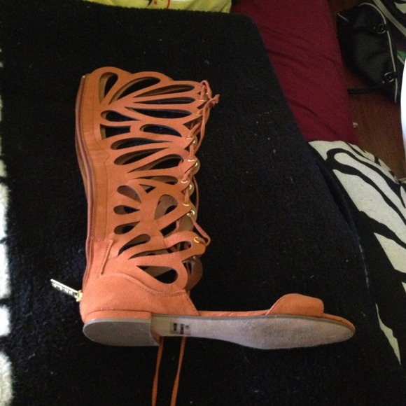 Gladiator Sandals in brown