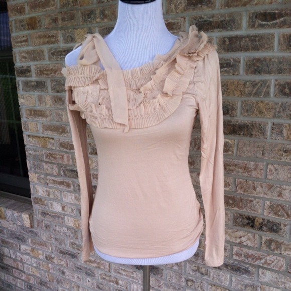 Off the shoulder ruffled top