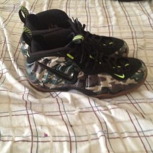 Bundle or just shoes they are real