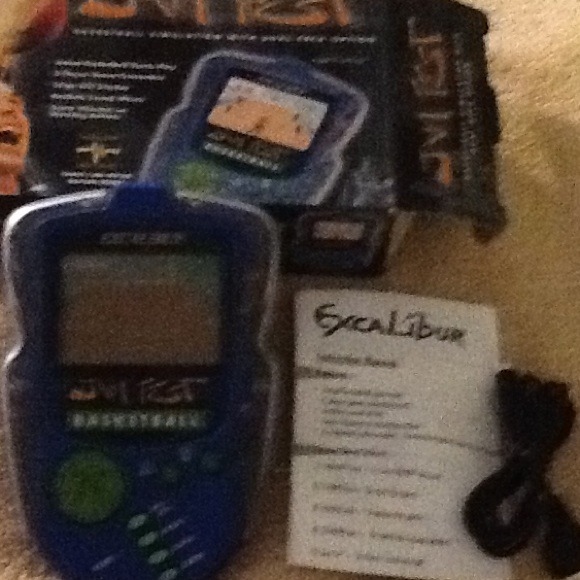 Hand-held basketball game