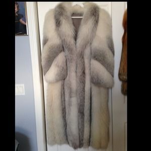 White 100% fox fur jacket made in Italy.