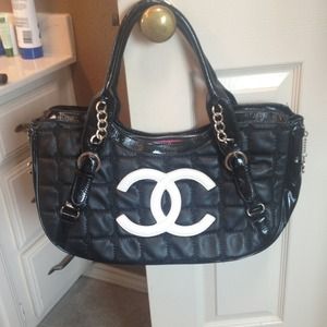 Inspired Chanel bag 💕