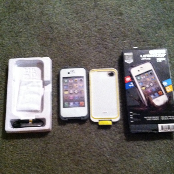 🌟🌟Authentic lifeproof🌟🌟