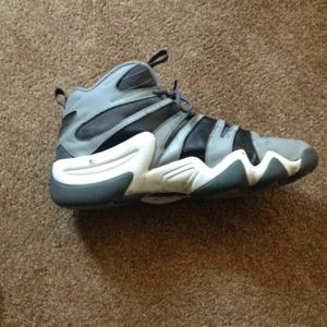 Adidas grey black crazy 8