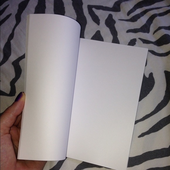 Notebook - Picture 2 of 2