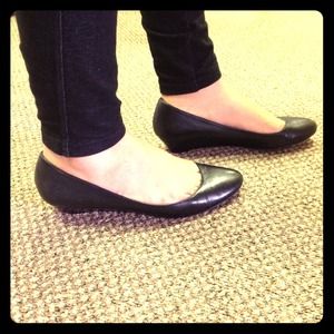 Steven by Steve Madden black wedges size 8