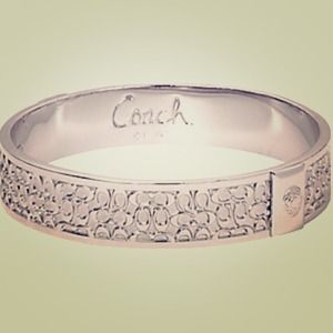 ON HOLD for @tchietti. Coach Signature Bangle