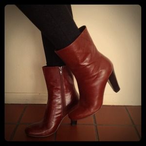 Bakers cognac color leather booties