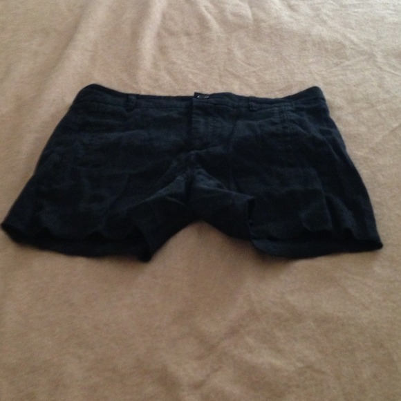 Vince black shorts