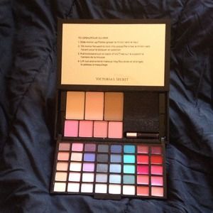 Victoria's Secret vanity kit