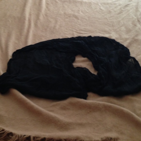 Black scarf