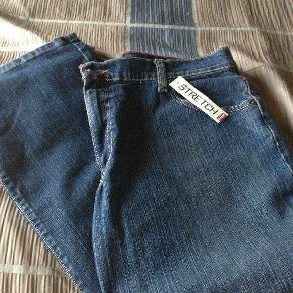 Levi Denim Jeans ***BRAND NEW W/TAG**
