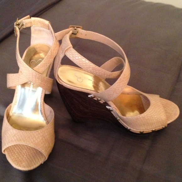 🚫Sold in Bundle🚫Jessica Simpson Wedge Heels