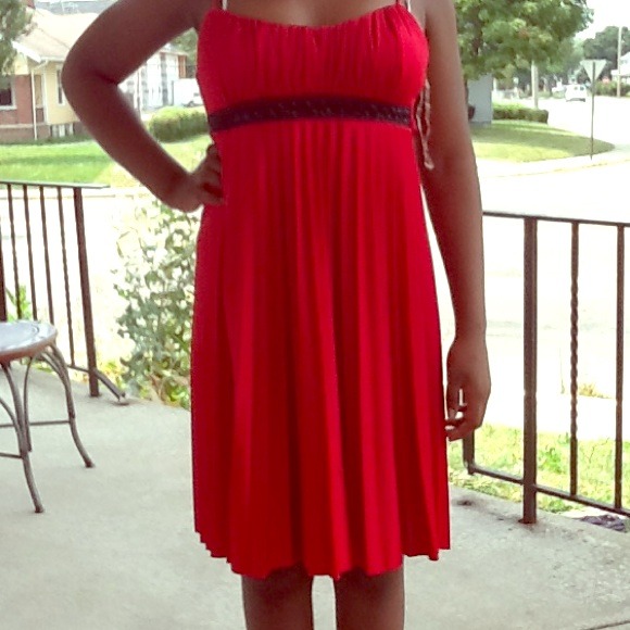 Little Red Dress - Picture 1 of 2
