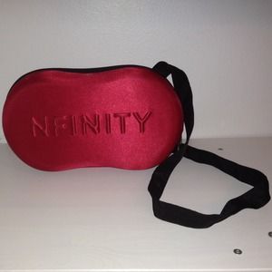 Nfinity cheerleading shoe carrier