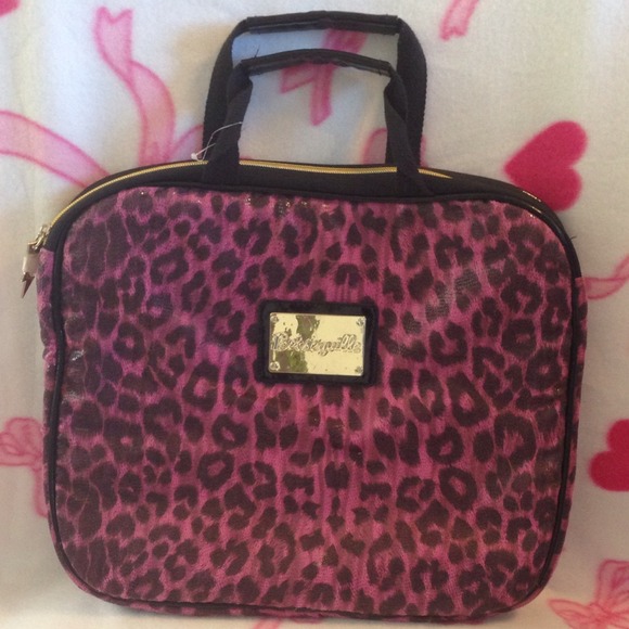 Betsey Johnson Laptop Bag✨New✨