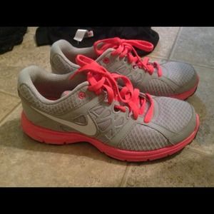 Women's nikes---> Reserved!!!🙅🙅🙅🙅