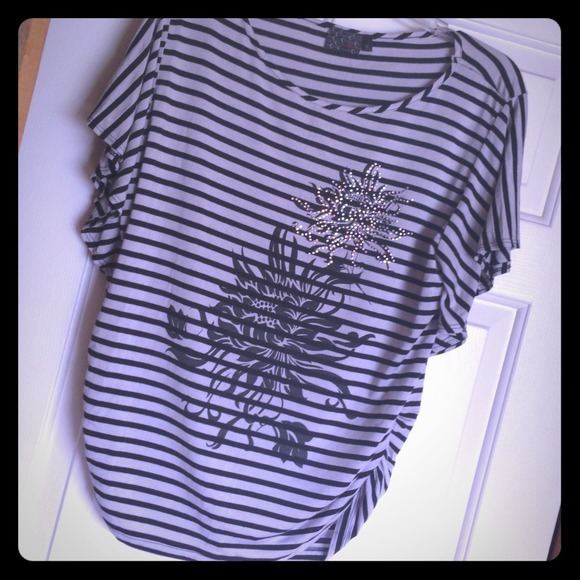 💢💢SOLD💢💢Miss me top