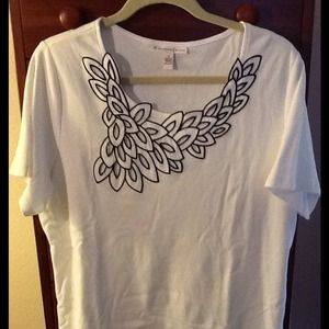 JM Collection white top.  Size 1X