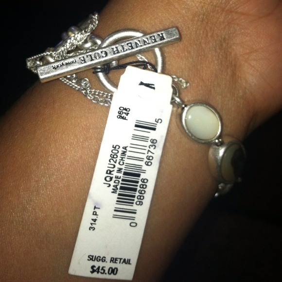 💖SOLD💖🎈50% OFF🎈Kenneth Cole bracelet - Picture 4 of 4