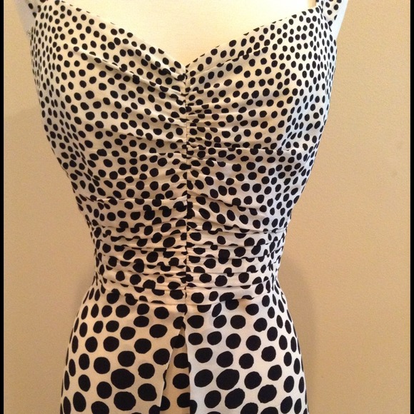 Sold in bundle Ann Taylor 100% SILK DRESS - Picture 4 of 4