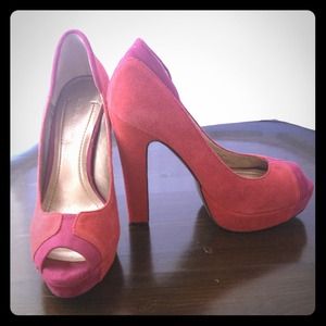 BCBGGeneration raspberry color block suede pumps
