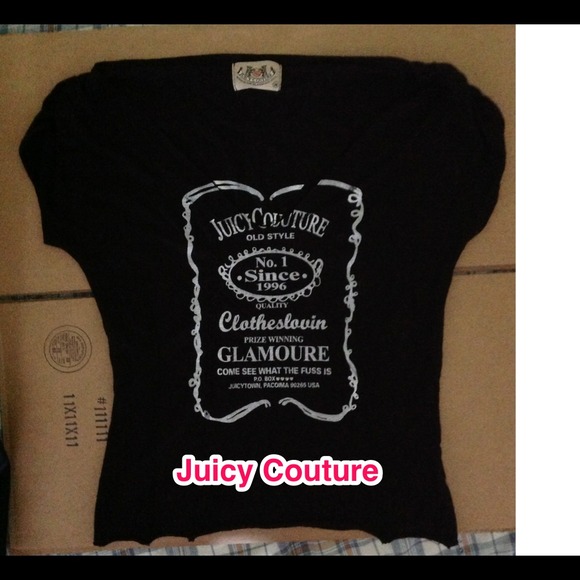 Juicy Couture V-neck top Size M