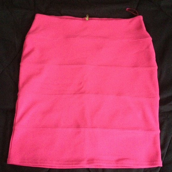 Hot pink bandeau skirt NWOT
