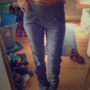 Lululemon studio pant