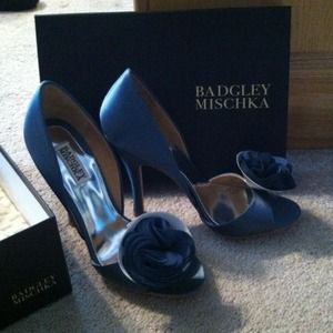 Badgley mischka Randall shoes