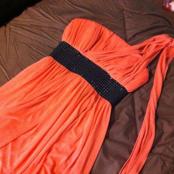 Beautiful orange Dress🍥