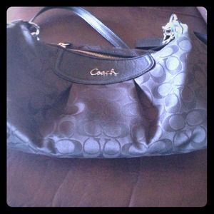 Authentic Coach purse (BEST OFFER)