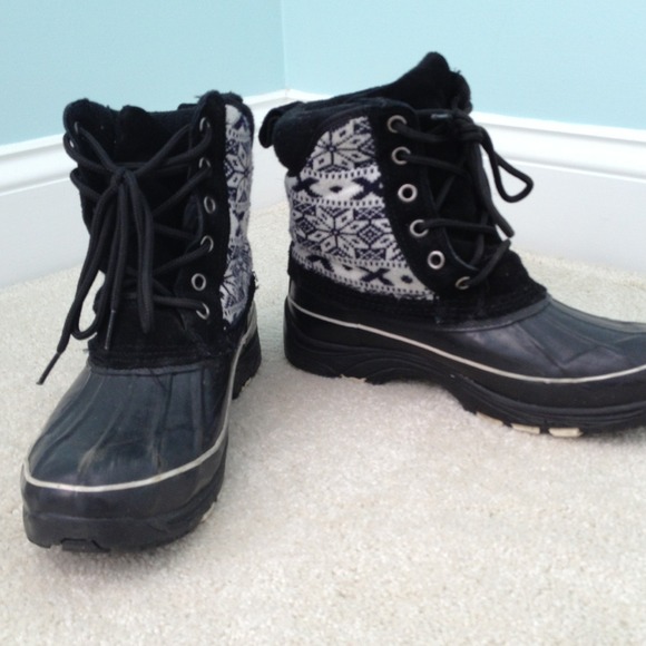 Black Winter Boots