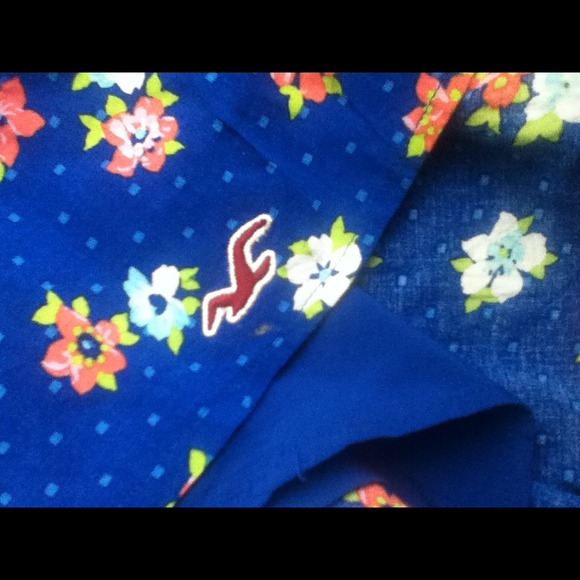 Floral hollister skirt