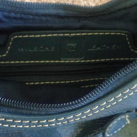 Wilson Leather handbag and wristlet - Picture 2 of 4