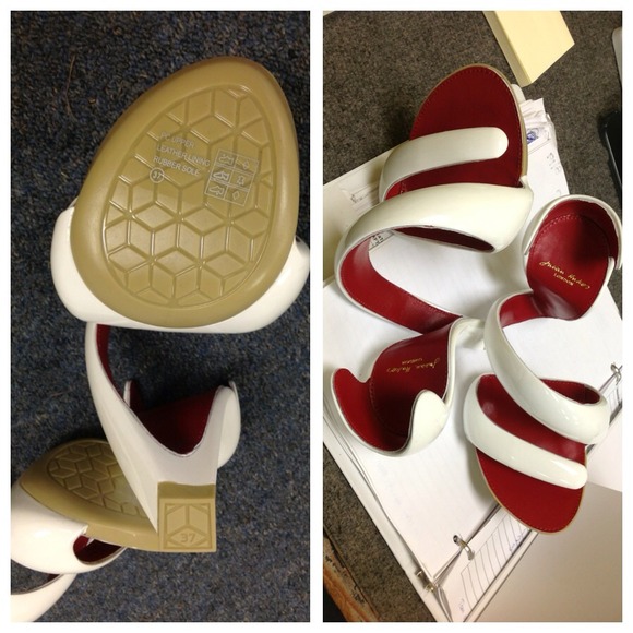 SOLD JULIAN HAKES London Mojito White heels sz 37 - Picture 3 of 4