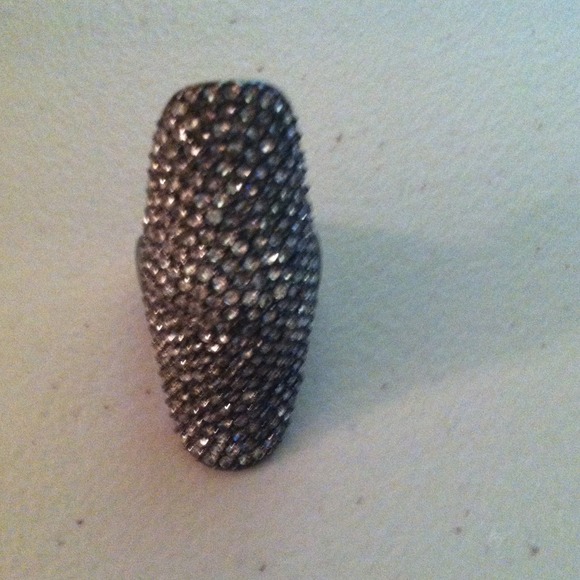 Stylish ring - Picture 2 of 2