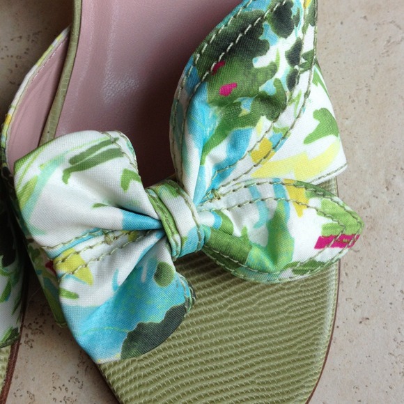 Anne Klein shoes - Picture 2 of 4