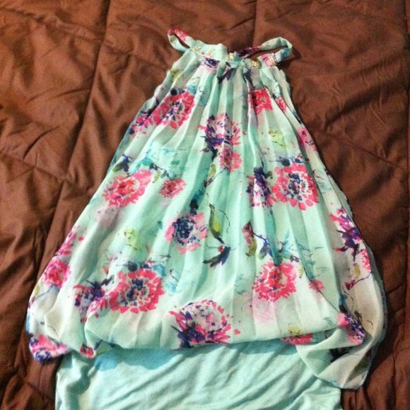 Sky blue with fLowers 🌺