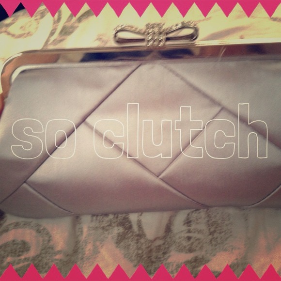 Silver clutch